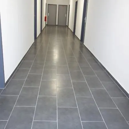 Budget Otel 2*