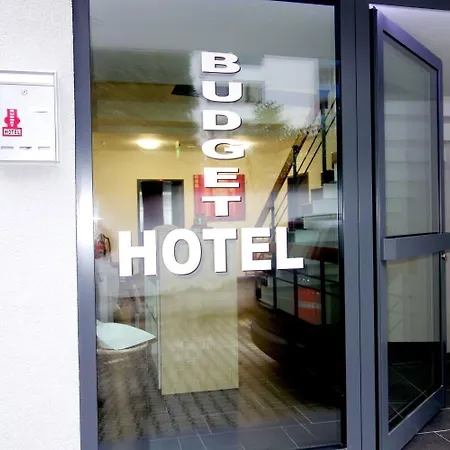 بدجيت لودفيغشافين فندق 2*