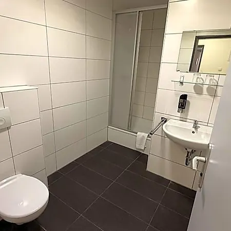 Otel Budget 2*